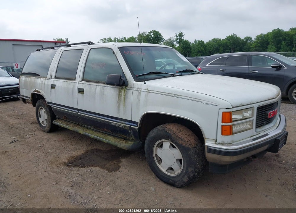 1997 GMC SUBURBAN 1500 SL VIN: 3GKFK16R2VG502239