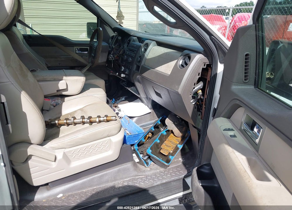 2009 FORD F-150 VIN: 1FTRX12W89KB56105