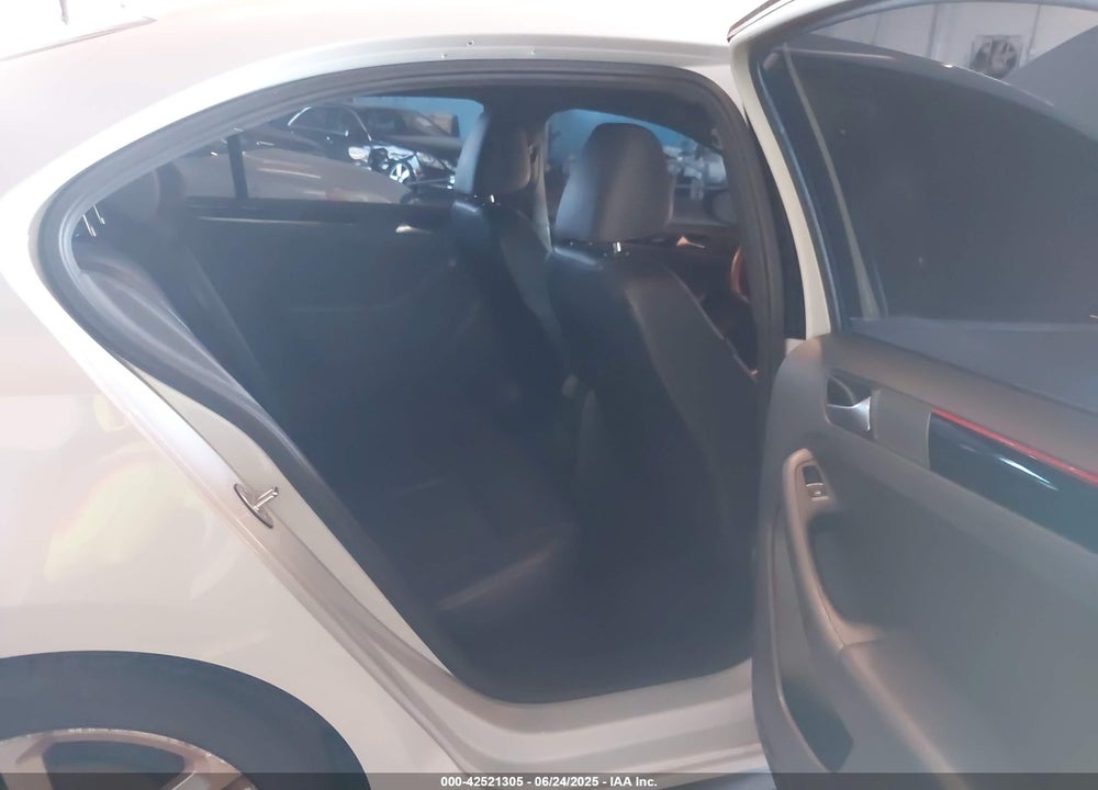 2017 VOLKSWAGEN JETTA VIN: 3VW4T7AJXHM350136