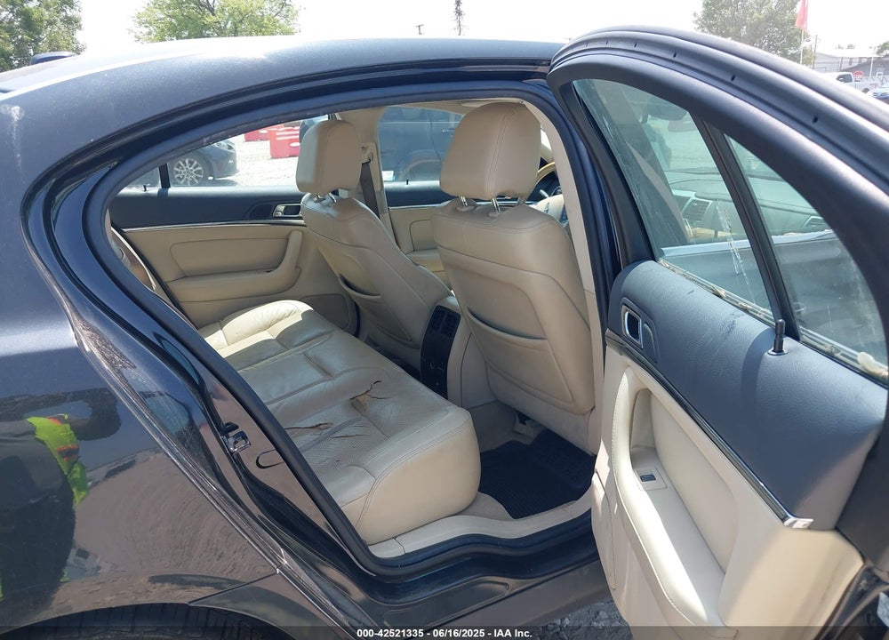 2009 LINCOLN MKS VIN: 1LNHM94R59G605832