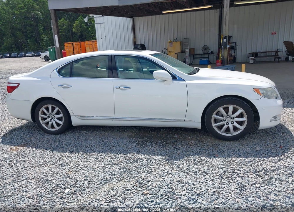 2008 LEXUS LS460 VIN: JTHBL46F185056710