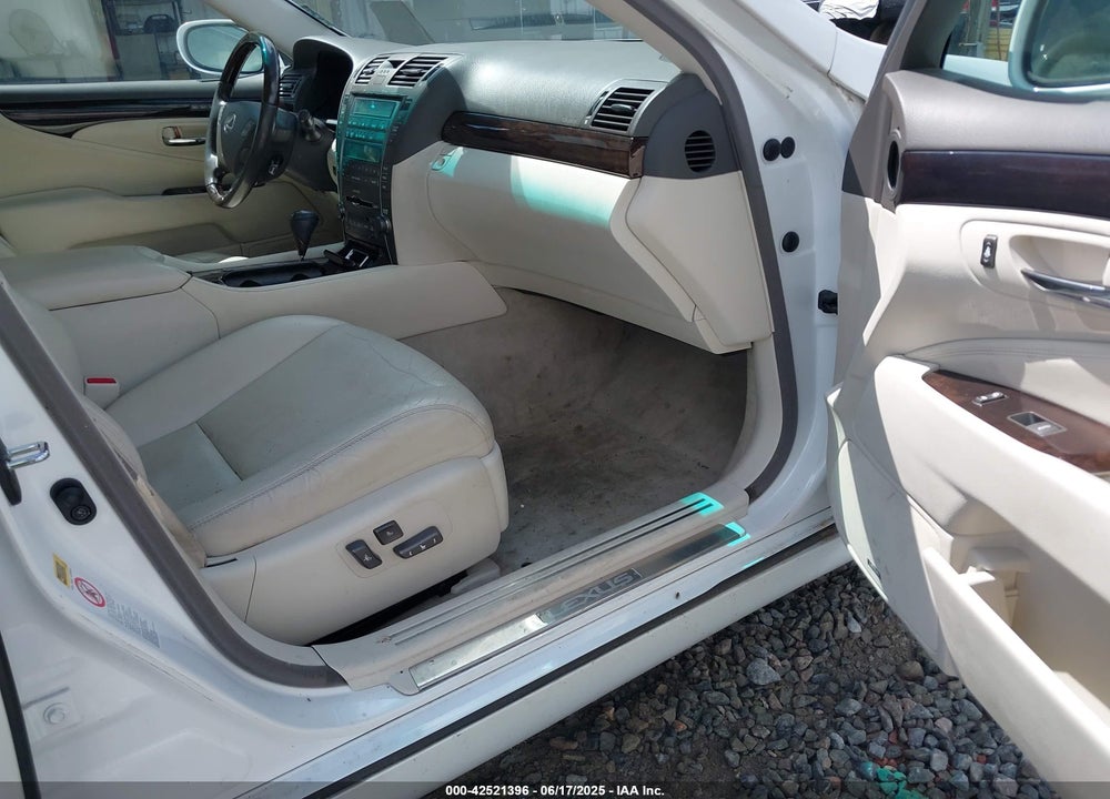 2008 LEXUS LS460 VIN: JTHBL46F185056710