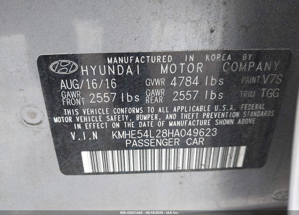 2017 HYUNDAI SONATA PLUG-IN HYBRID VIN: KMHE54L28HA049623