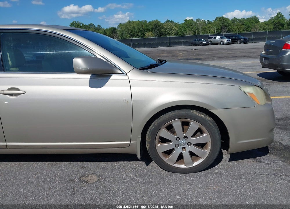 2005 TOYOTA AVALON XLS VIN: 4T1BK36B55U035903