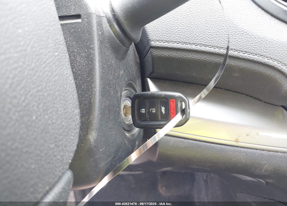 2015 HONDA CR-V LX VIN: 5J6RM4H38FL057050