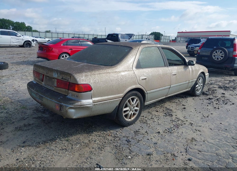 2001 TOYOTA CAMRY LE V6 VIN: JT2BF28K110318230