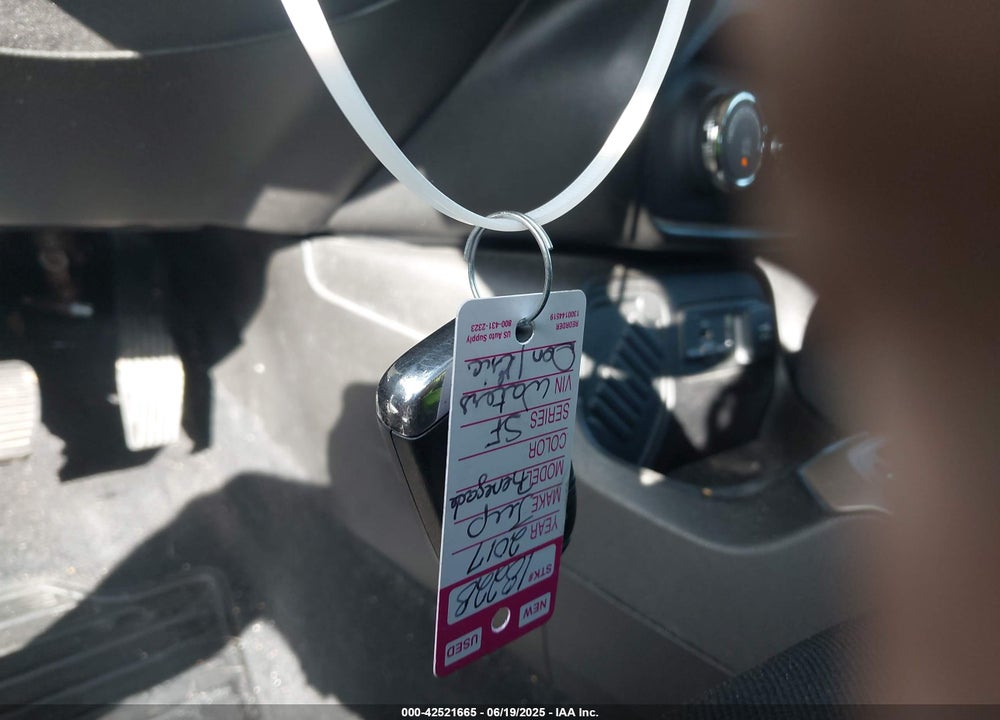 2017 JEEP RENEGADE VIN: ZACCJAAB0HPF43970