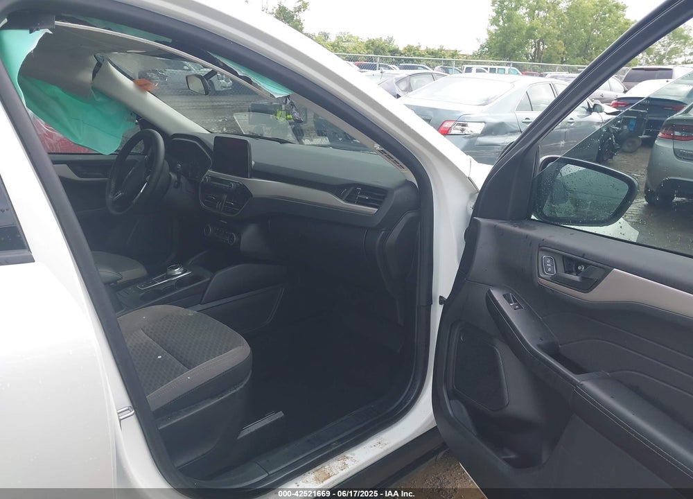 2022 FORD ESCAPE VIN: 1FMCU9G68NUC00765