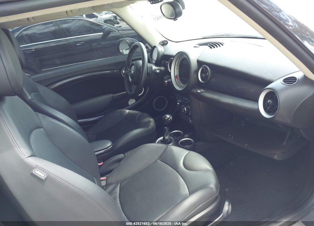 2013 MINI HARDTOP COOPER S VIN: WMWSV3C50DT396354