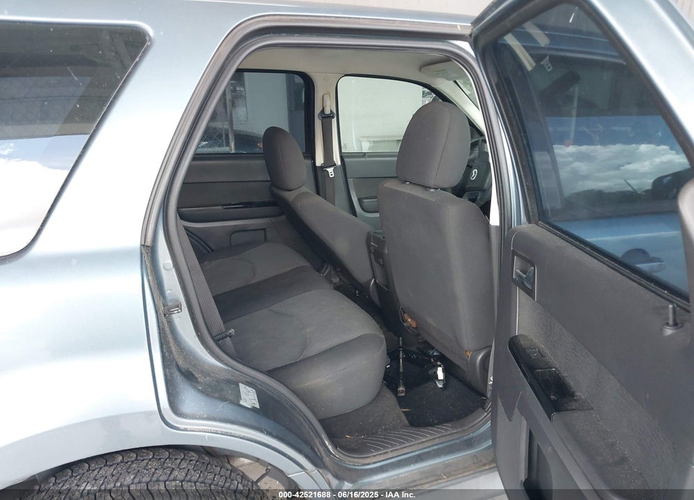 2010 MAZDA TRIBUTE I SPORT VIN: 4F2CY9C77AKM08942