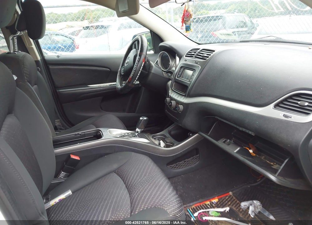 2011 DODGE JOURNEY VIN: 3D4PH1FG5BT559313