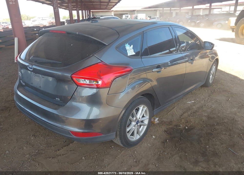 2016 FORD FOCUS SE VIN: 1FADP3K23GL380270
