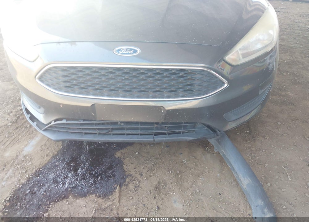 2016 FORD FOCUS SE VIN: 1FADP3K23GL380270