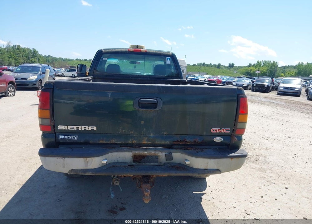 2007 GMC SIERRA 2500HD CLASSIC WORK TRUCK VIN: 1GTHK24U17E134843