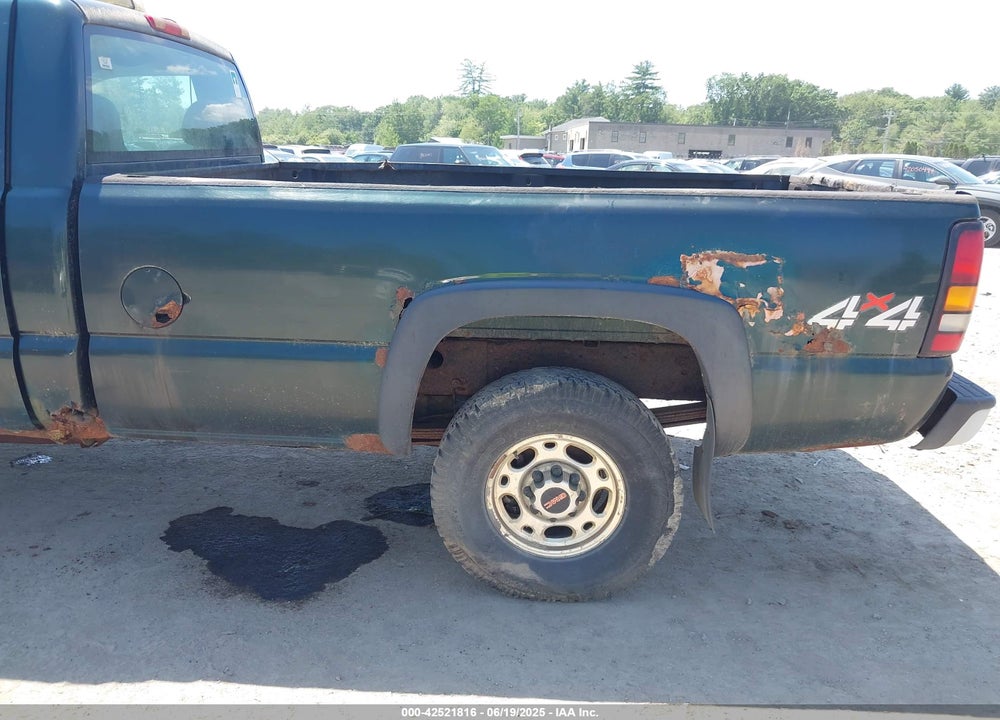 2007 GMC SIERRA 2500HD CLASSIC WORK TRUCK VIN: 1GTHK24U17E134843