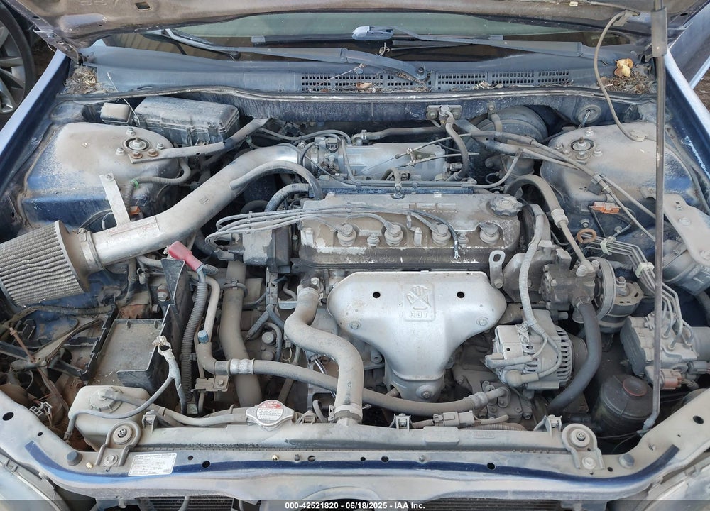 2001 HONDA ACCORD 2.3 EX VIN: JHMCG56661C031298