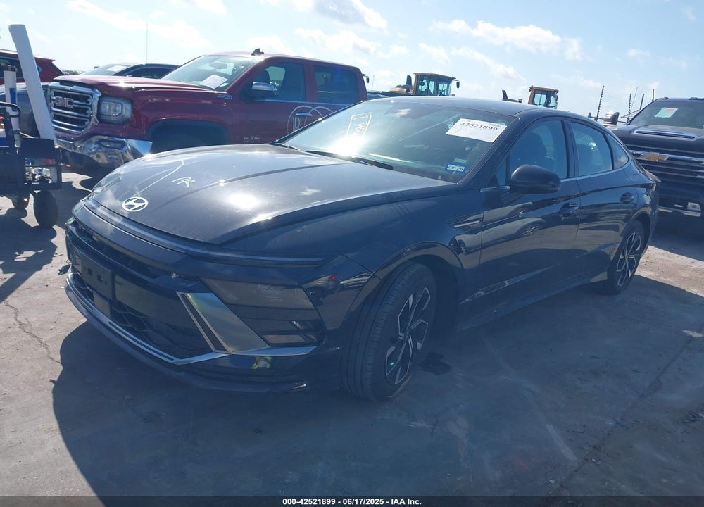 2025 HYUNDAI SONATA VIN: KMHL64JA8SA438543