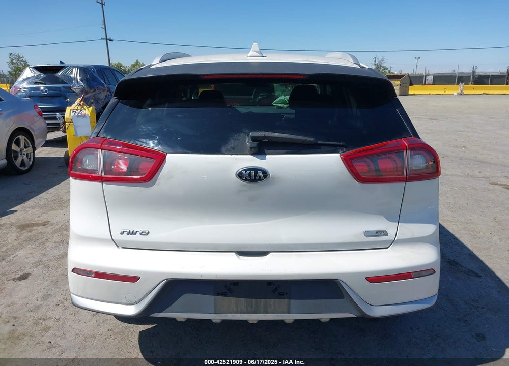 2018 KIA NIRO VIN: KNDCB3LC2J5175269