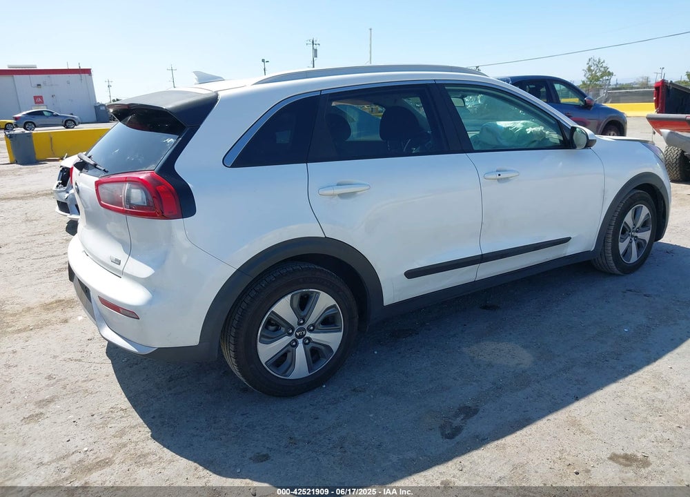 2018 KIA NIRO VIN: KNDCB3LC2J5175269