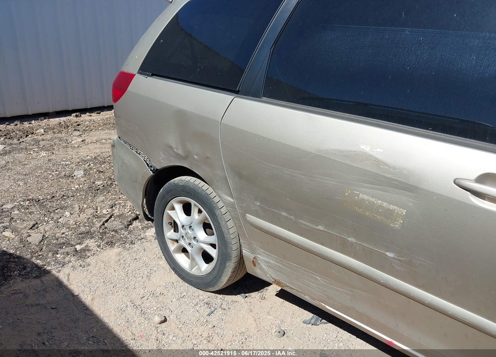 2006 TOYOTA SIENNA XLE VIN: 5TDZA22C76S445025