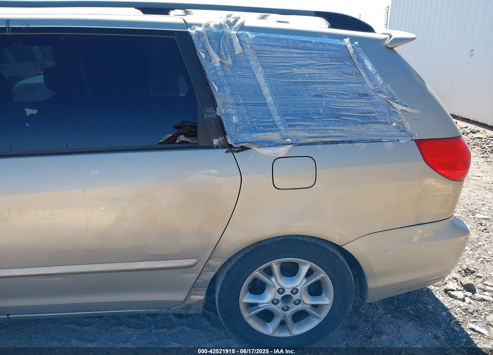 2006 TOYOTA SIENNA XLE VIN: 5TDZA22C76S445025