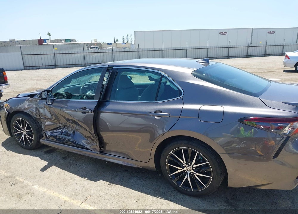 2024 TOYOTA CAMRY HYBRID VIN: 4T1S31AK4RU631082