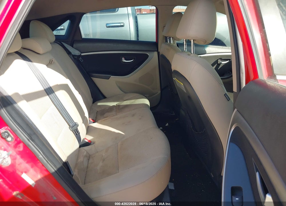 2013 HYUNDAI ELANTRA GT VIN: KMHD35LE5DU026410