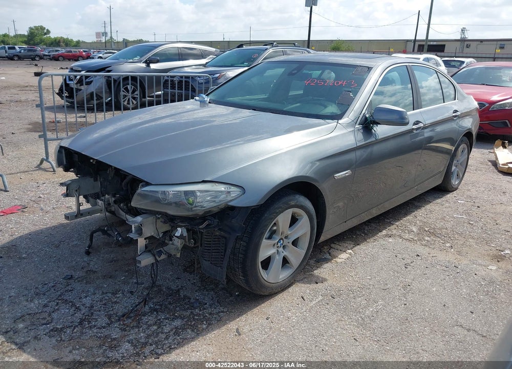 2011 BMW 528I VIN: WBAFR1C50BC739784