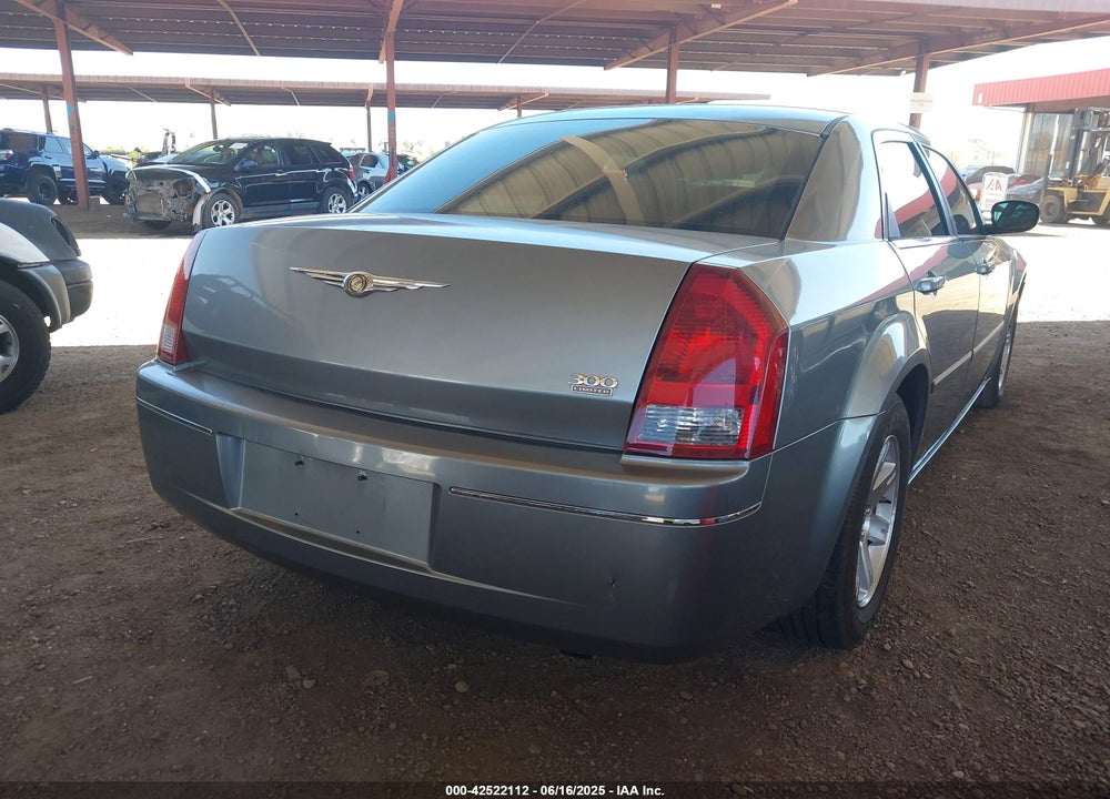 2006 CHRYSLER 300 VIN: 2C3KA53G26H488162