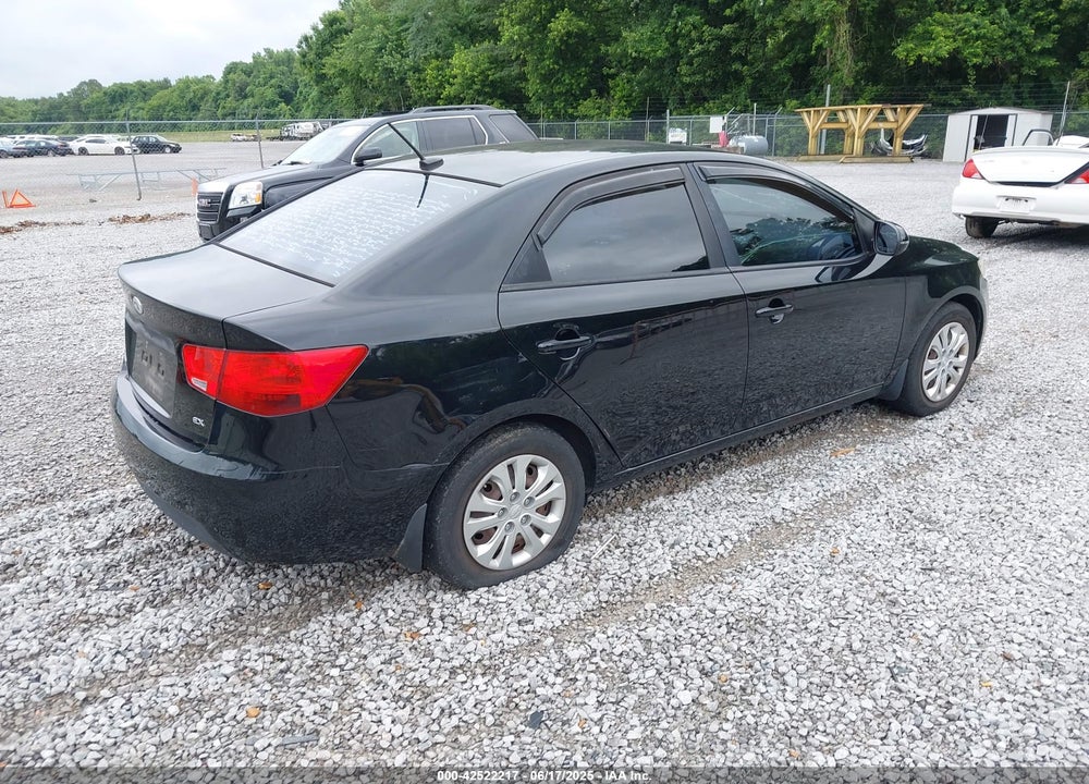 2013 KIA FORTE VIN: KNAFU4A2XD5735757