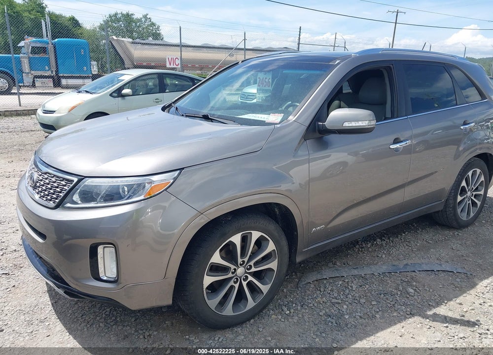 2014 KIA SORENTO VIN: 5XYKWDA72EG464810