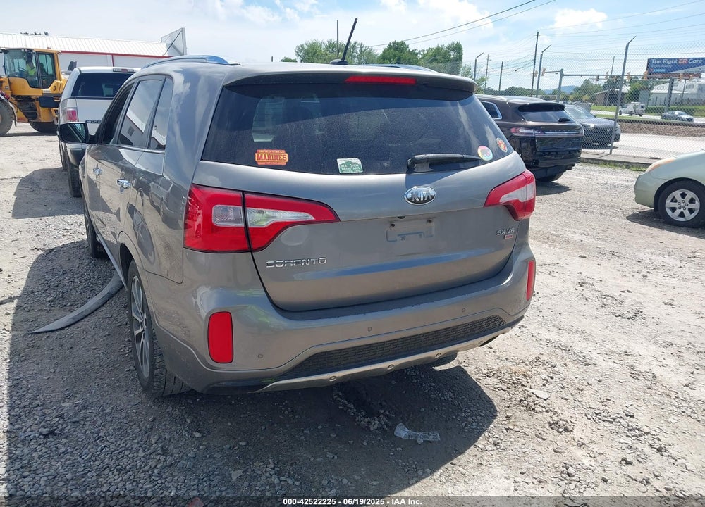 2014 KIA SORENTO VIN: 5XYKWDA72EG464810