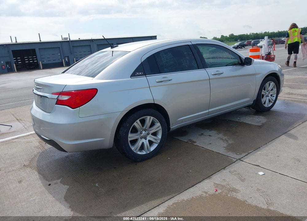 2012 CHRYSLER 200 VIN: 1C3CCBBB0CN130614