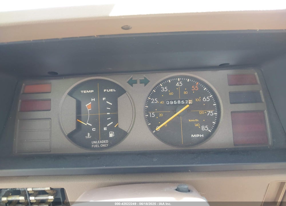 1981 TOYOTA TERCEL VIN: JT2AL21E0B2237640