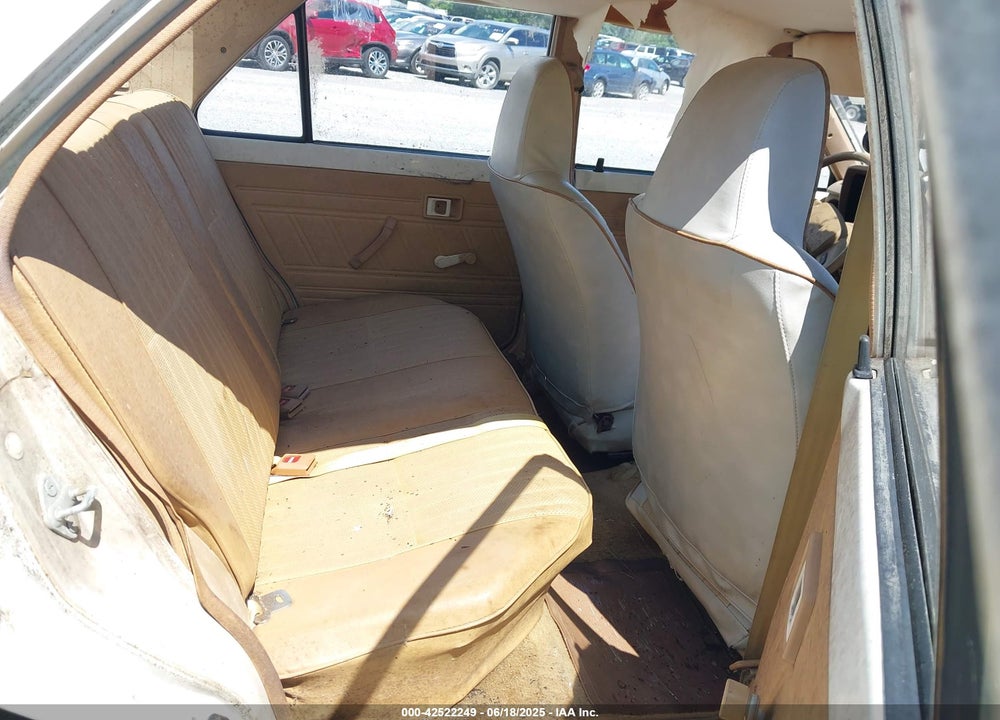 1981 TOYOTA TERCEL VIN: JT2AL21E0B2237640