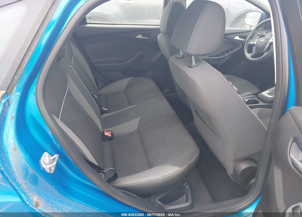 2013 FORD FOCUS SE VIN: 1FADP3F27DL380620