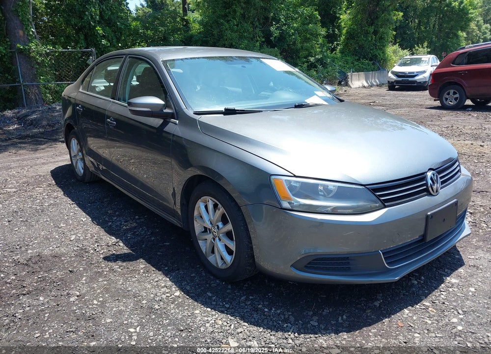 2013 VOLKSWAGEN JETTA 2.5L SE VIN: 3VWDP7AJ2DM447510