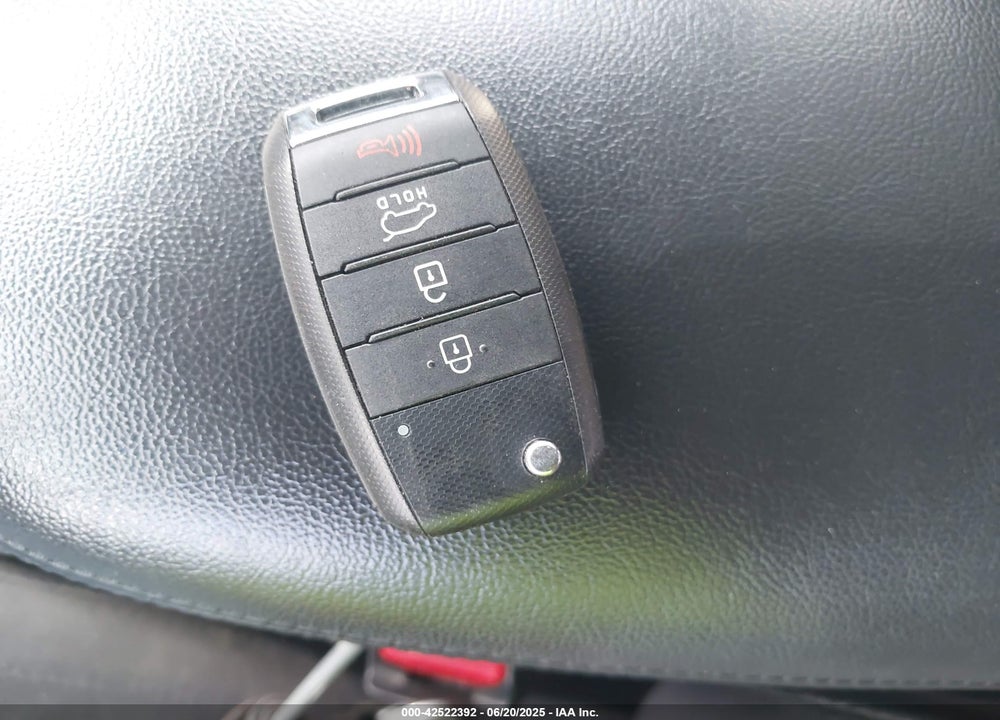 2016 KIA SOUL VIN: KNDJN2A21G7296276