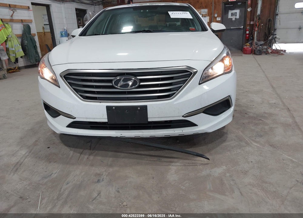 2016 HYUNDAI SONATA SE VIN: 5NPE24AF6GH377178