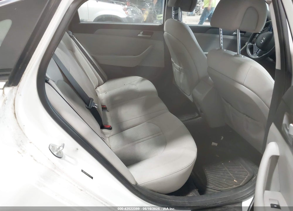2016 HYUNDAI SONATA SE VIN: 5NPE24AF6GH377178