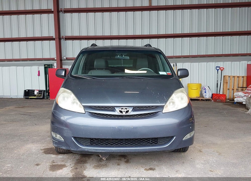 2010 TOYOTA SIENNA XLE VIN: 5TDDK4CC5AS030134