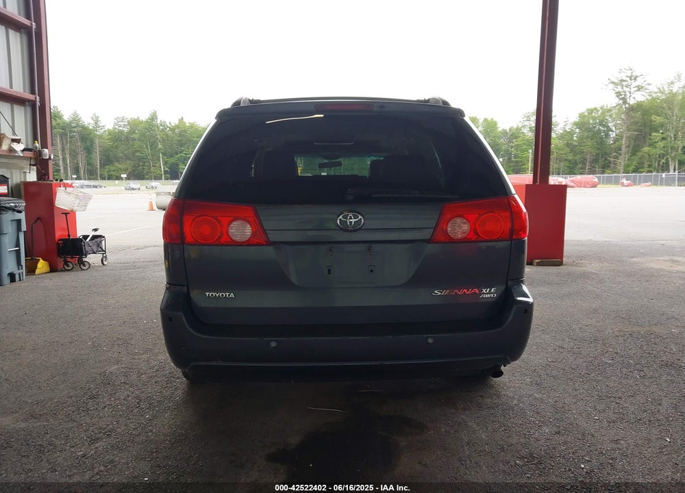 2010 TOYOTA SIENNA XLE VIN: 5TDDK4CC5AS030134