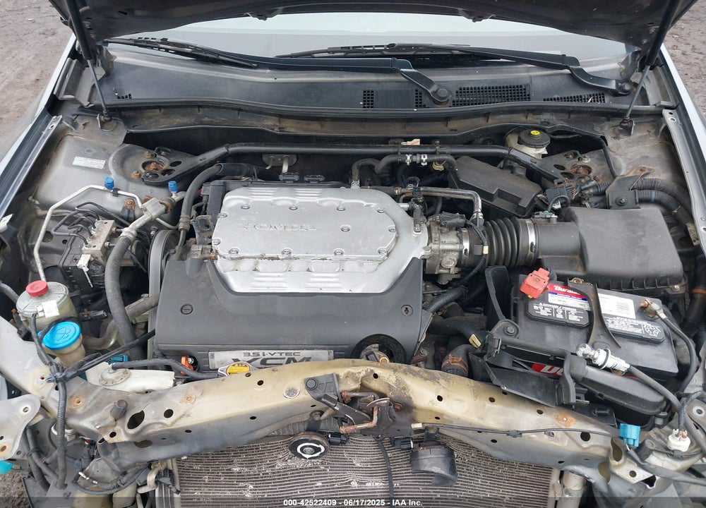 2012 HONDA ACCORD VIN: 1HGCP3F82CA011928