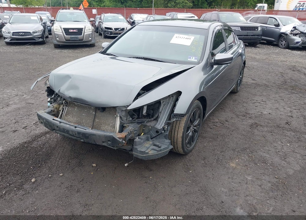2012 HONDA ACCORD VIN: 1HGCP3F82CA011928