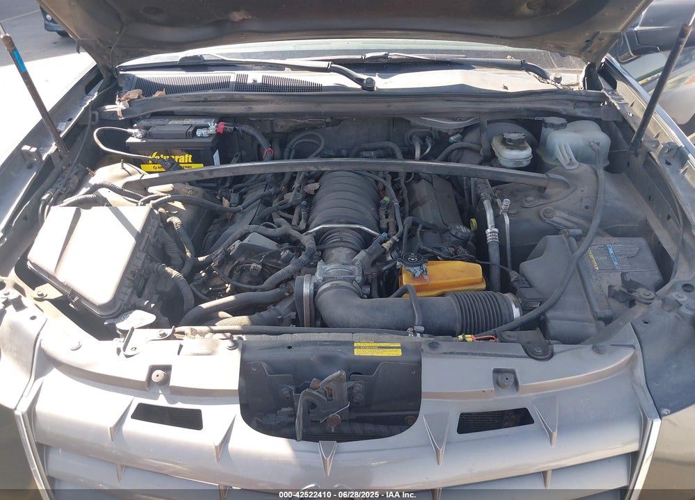 2004 CADILLAC SRX V8 VIN: 1GYEE63A340163112