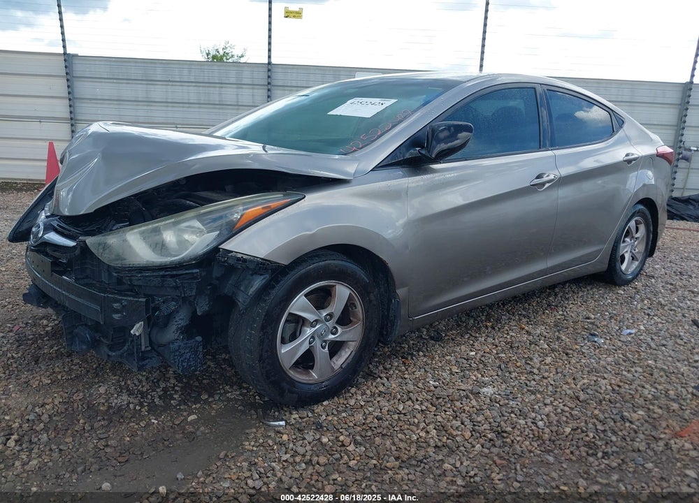 2014 HYUNDAI ELANTRA VIN: 5NPDH4AEXEH533656