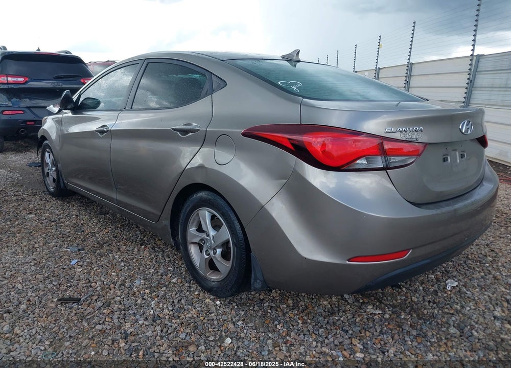 2014 HYUNDAI ELANTRA VIN: 5NPDH4AEXEH533656