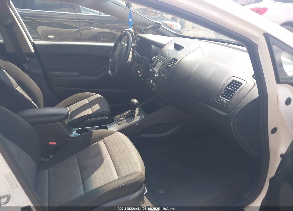 2014 KIA FORTE EX VIN: KNAFX5A81E5227874