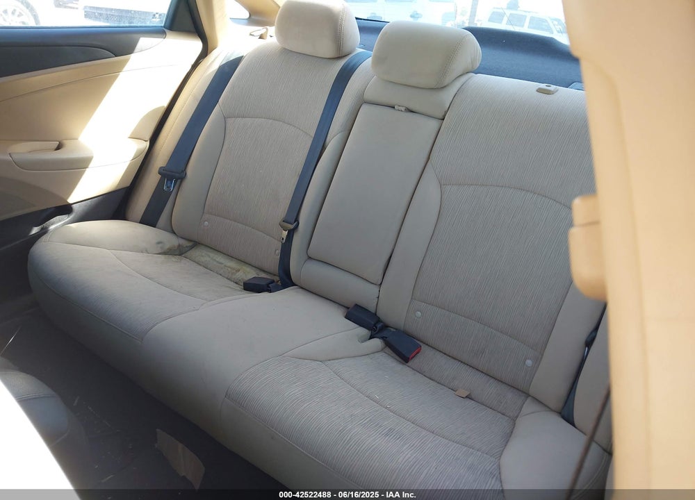2013 HYUNDAI SONATA GLS VIN: 5NPEB4AC3DH748394