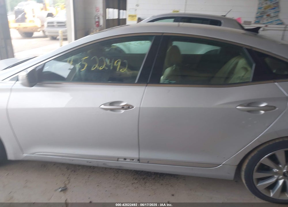 2016 HYUNDAI AZERA VIN: KMHFH4JGXGA508661
